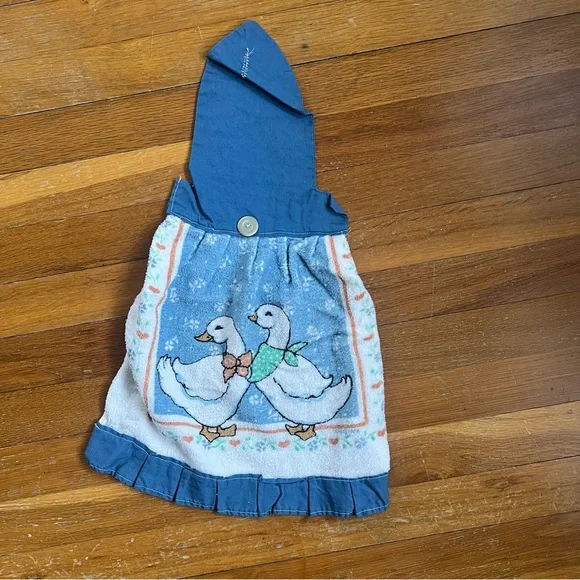 Set of two vintage Geese Towels - Picture 2 of 9